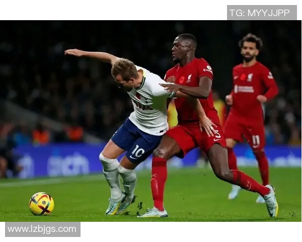 西甲激战那不勒斯大胜热刺乌龙球引发争议判罚全场沸腾